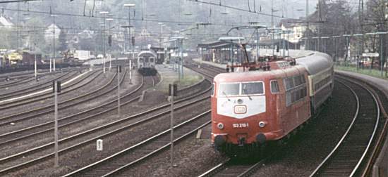 103 210 ca. 1983 (D. Auster)